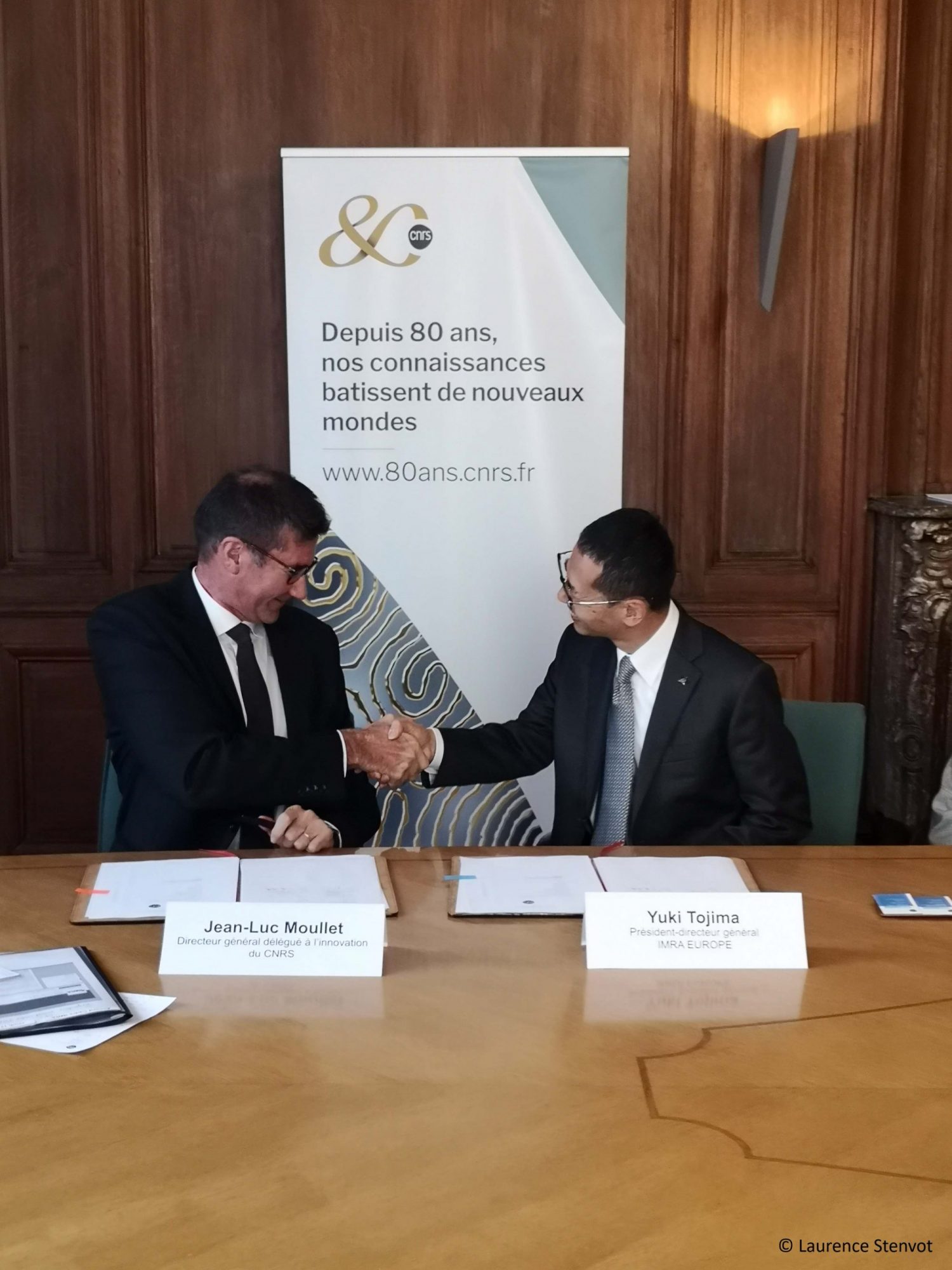 IMRA and the CNRS sign a collaborative Framework Agreement